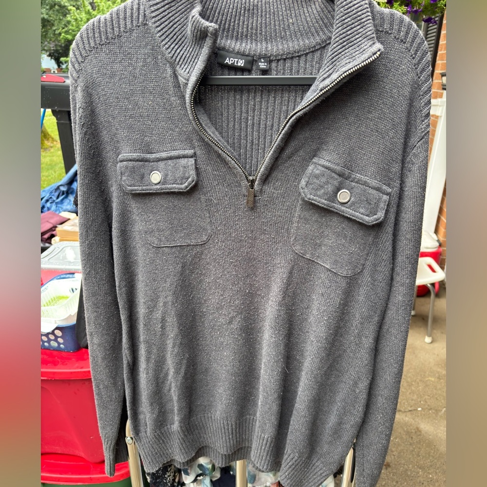Apt. 9 Gray V-Neck Sweater